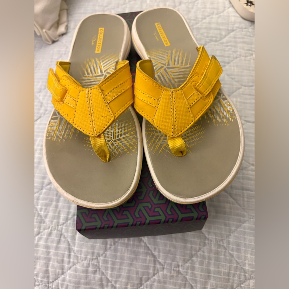 Clark’s collection Yellow Women's Sporty Toe-Post Sandals